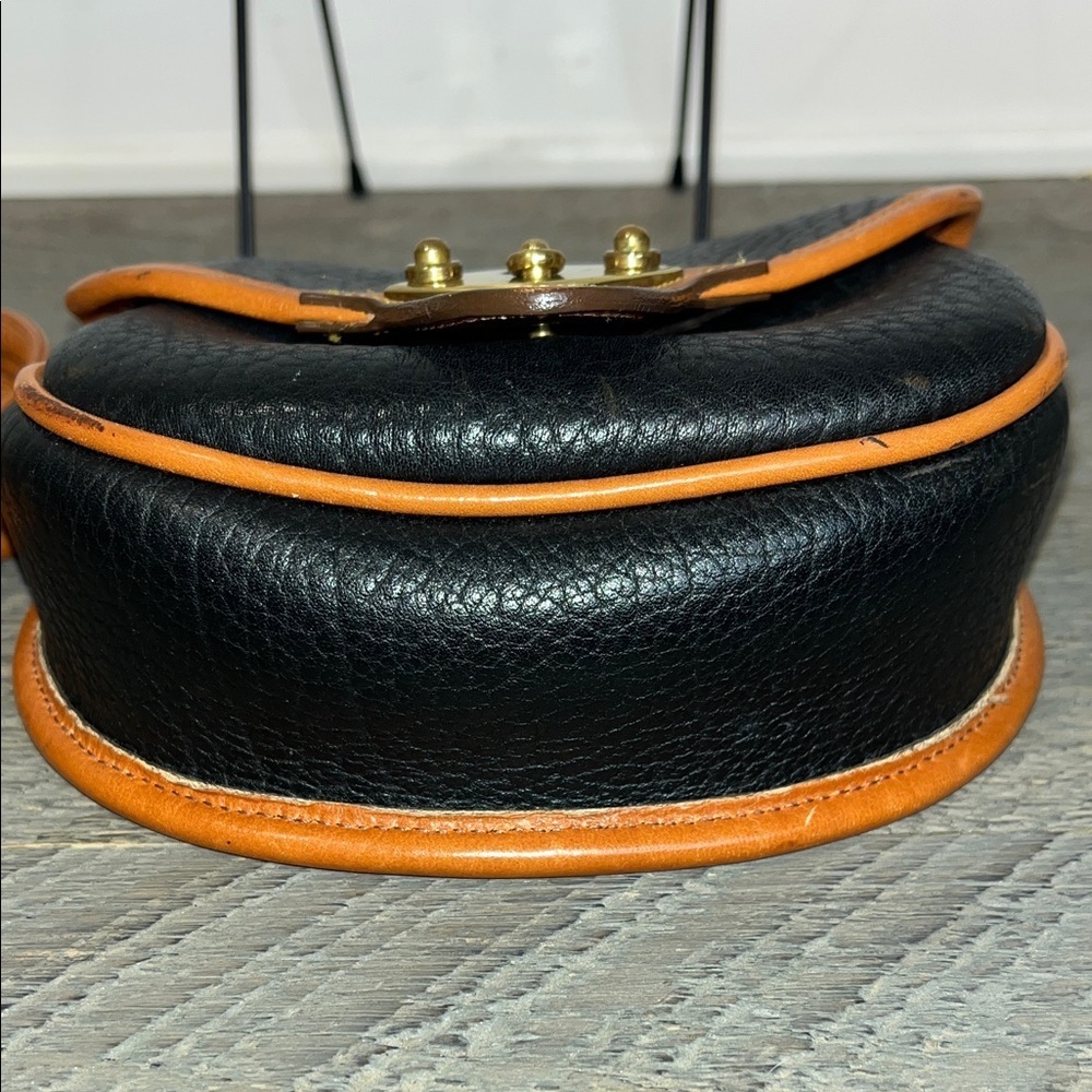 VTG Dooney & Bourke all weather leather cavalry mini crossbody bag - Picture 7 of 9